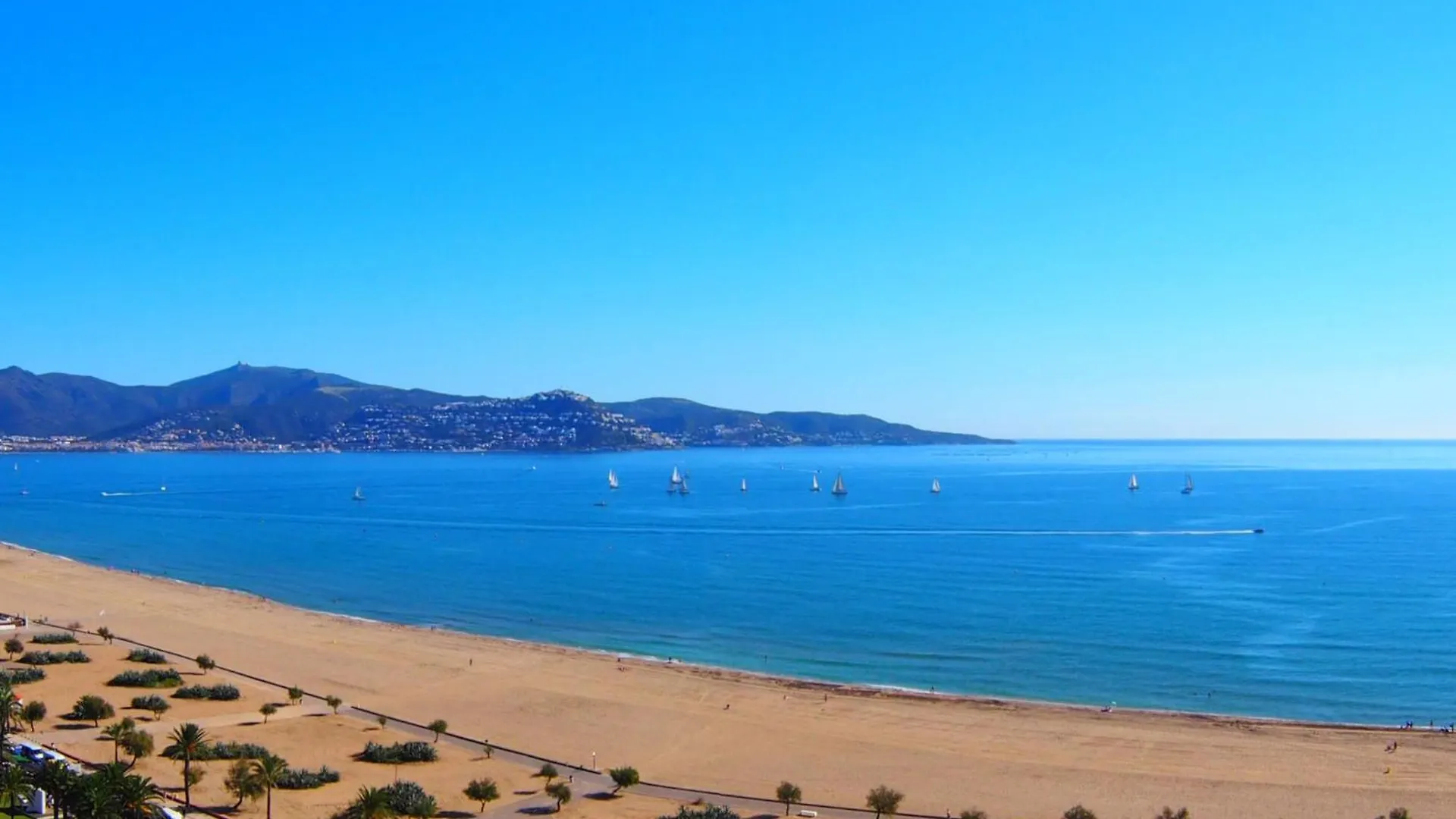 Holiday Home Playa By Interhome Empuriabrava