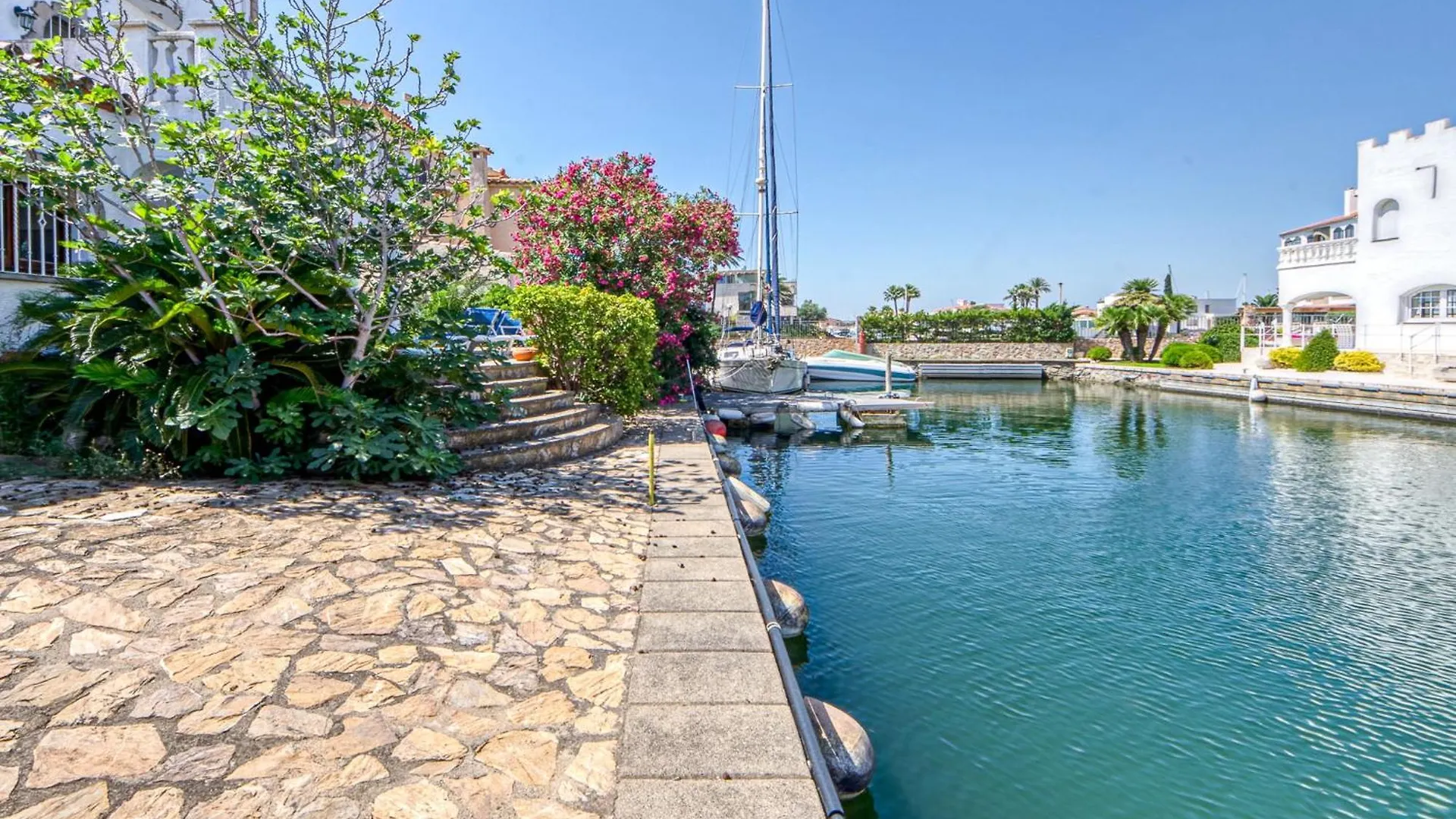 Holiday Home Playa By Interhome Empuriabrava